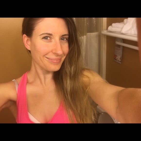 Meet your Posher, Samantha - Picture 1 of 1